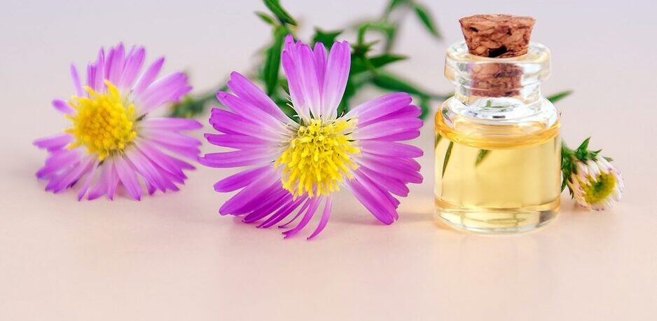 cosmetic-oil-essential-oil-natural-product-3197276 cosmetic oil, essential oil, natural product-3197276.jpg